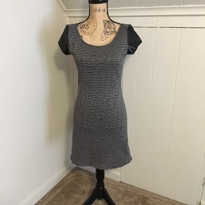 Paper Crane Textured Scoop Neck Bodycon Mini Dress